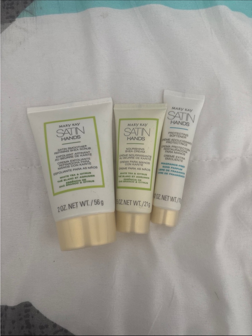Mary Kay Satin Hands Trio - Travel Size